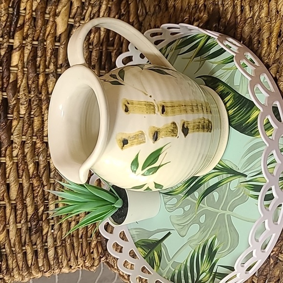 Stoneware bamboo print milk pichter - Picture 1 of 6